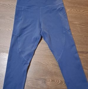 Zyia Crop Pocket Leggings